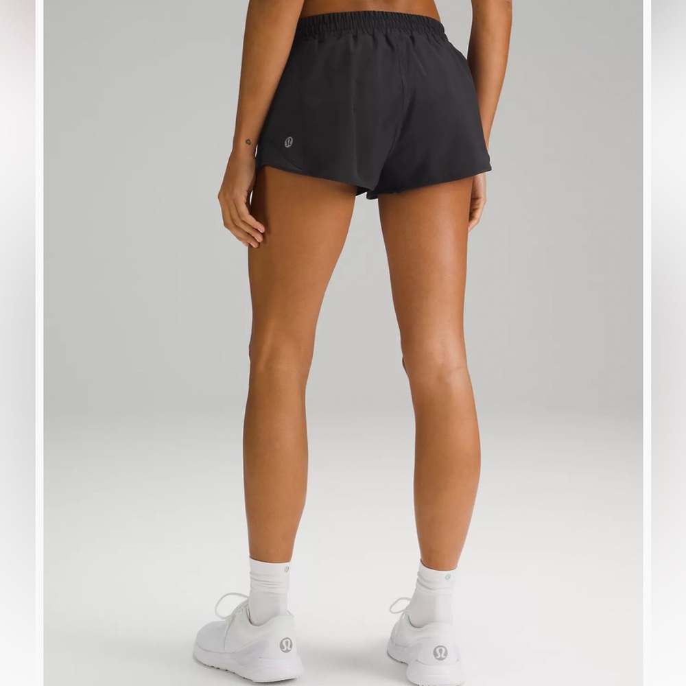 Lululemon Hotty Hot Short